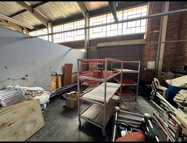 570M² WAREHOUSE TO LET IN WYNBERG